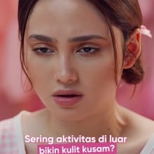 Glad2Glow Moisturizer Delima – Krim Mencerahkan dan Memutihkan Kulit