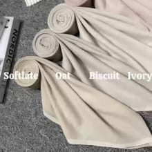 Hijab Segi Empat Paris Jadul VARISHA – Jilbab Kekinian Warna Soft Terlaris