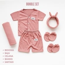 Set Pakaian Bayi Lucu dan Nyaman