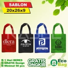 Tas Spunbond Goodie Bag Sablon Custom 1 Hari Beres – Ukuran 20x26x9