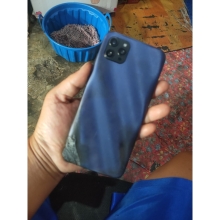 Handphone Tanpa Nama: Siap Dipesan!