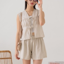 Setelan Evelyn dari Kalea Attire