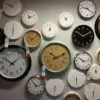 Jam Dinding Minimalis