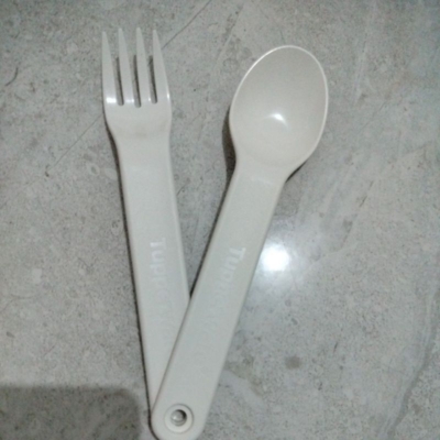 Kombinasi Sendok dan Garpu