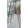 Tangga Lipat Aluminium Praktis dan Tangguh