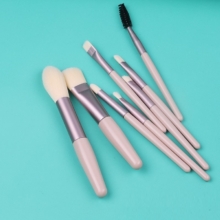 Set Kuas Makeup 8 in 1 – Praktis dan Premium